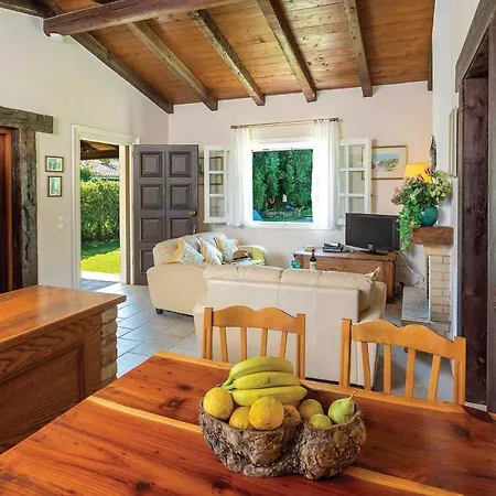 Victoria Villa Almiros Beach